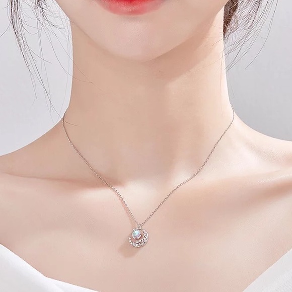 Jewelry - S925 Sterling Sliver Crystal Moon Opal Choker